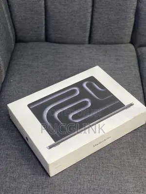 New Apple MacBook Pro 2024 M4 Max 14-Inch 48GB Apple M4 Max HDD+SSD 4T