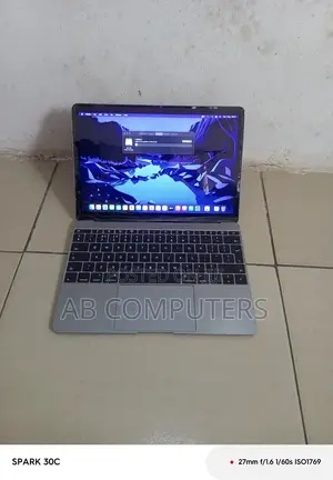 Laptop Apple MacBook 2015 8GB Intel Core M SSD 512GB