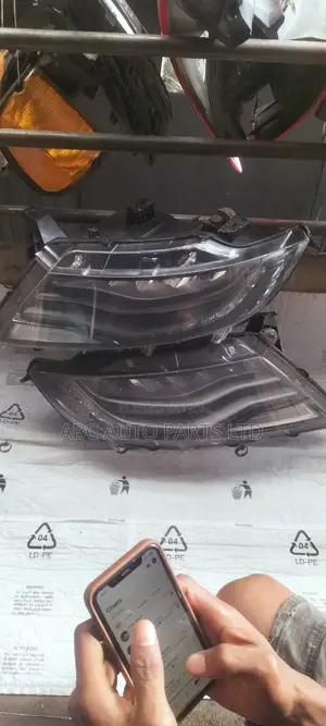 Headlight Lincoln MKZ 2018