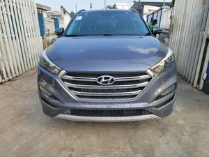 Hyundai Tucson Night FWD 2017 Gray