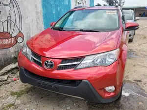 Toyota RAV4 Limited 4dr SUV (2.5L 4cyl 6A) 2014 Red