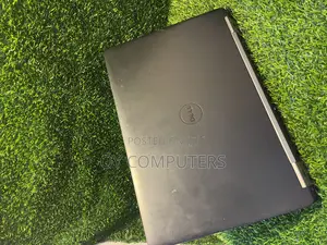 Laptop Dell Latitude E5570 16GB Intel Core I7 SSD 256GB