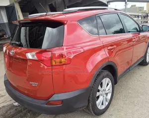 Toyota RAV4 Limited 4dr SUV (2.5L 4cyl 6A) 2014 Red