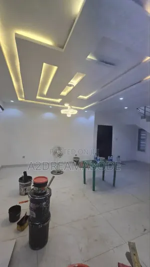 4bdrm Duplex in Omole Phase 2 for rent