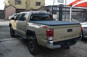 Toyota Tacoma Limited 2019 Gold