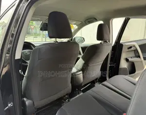 Toyota RAV4 LE AWD (2.5L 4cyl 6A) 2017 Black