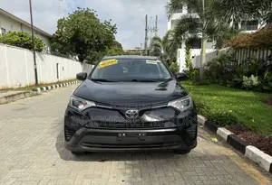 Toyota RAV4 LE AWD (2.5L 4cyl 6A) 2017 Black