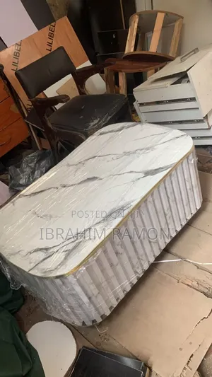 Cntre Table