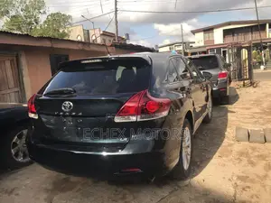 Toyota Venza LE AWD V6 2013 Black