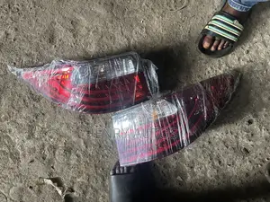 Set Taillights for Es 2015