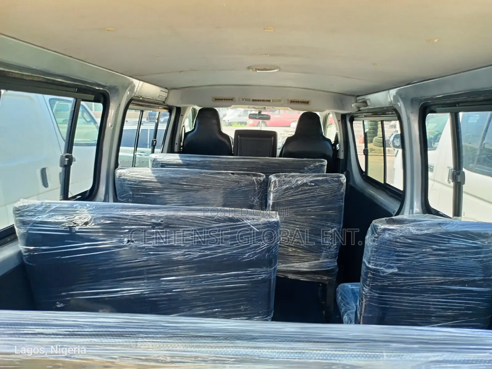 Toyota HiAce 2011 Silver