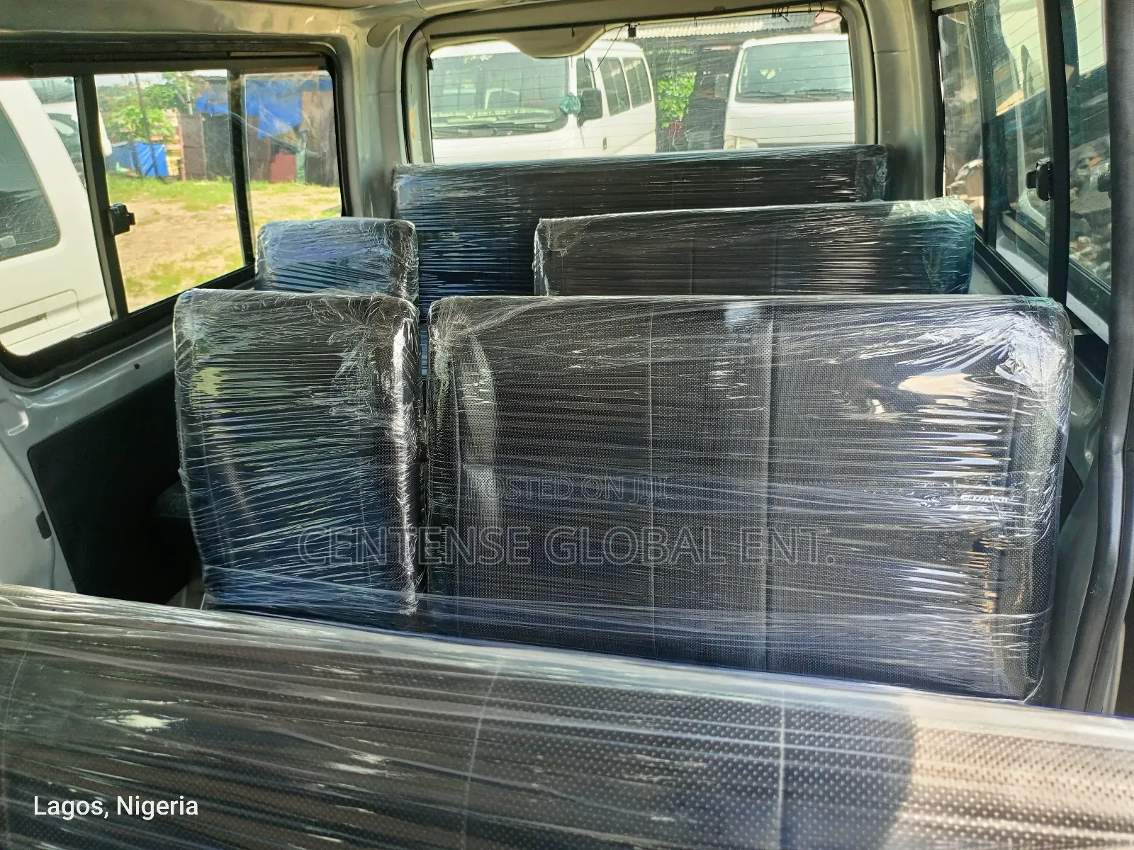 Toyota HiAce 2011 Silver