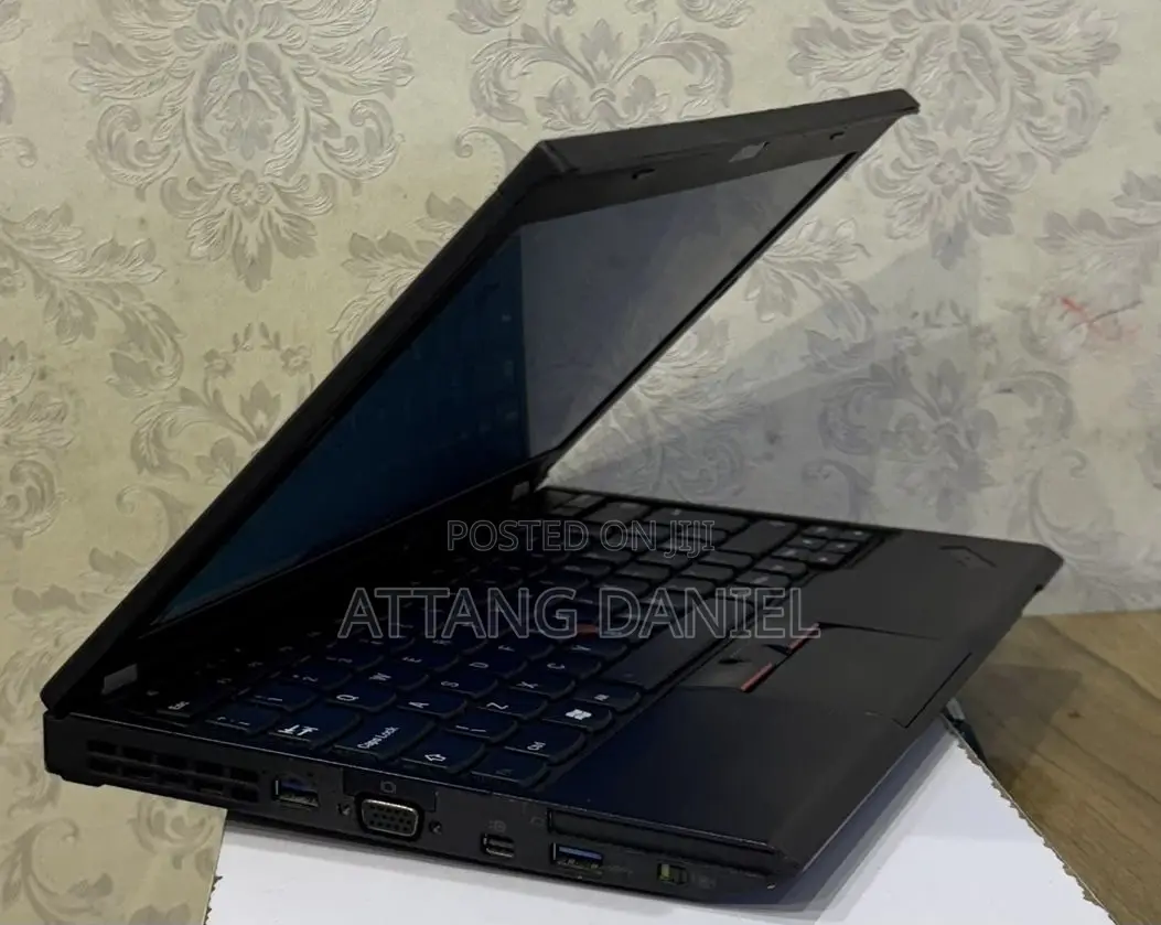 Laptop Lenovo ThinkPad X230 8GB Intel Core I5 HDD 250GB