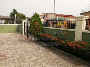 4bdrm Bungalow in Awoyaya for sale