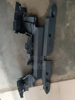 Rav4 2014/2016 Radiator Plastic