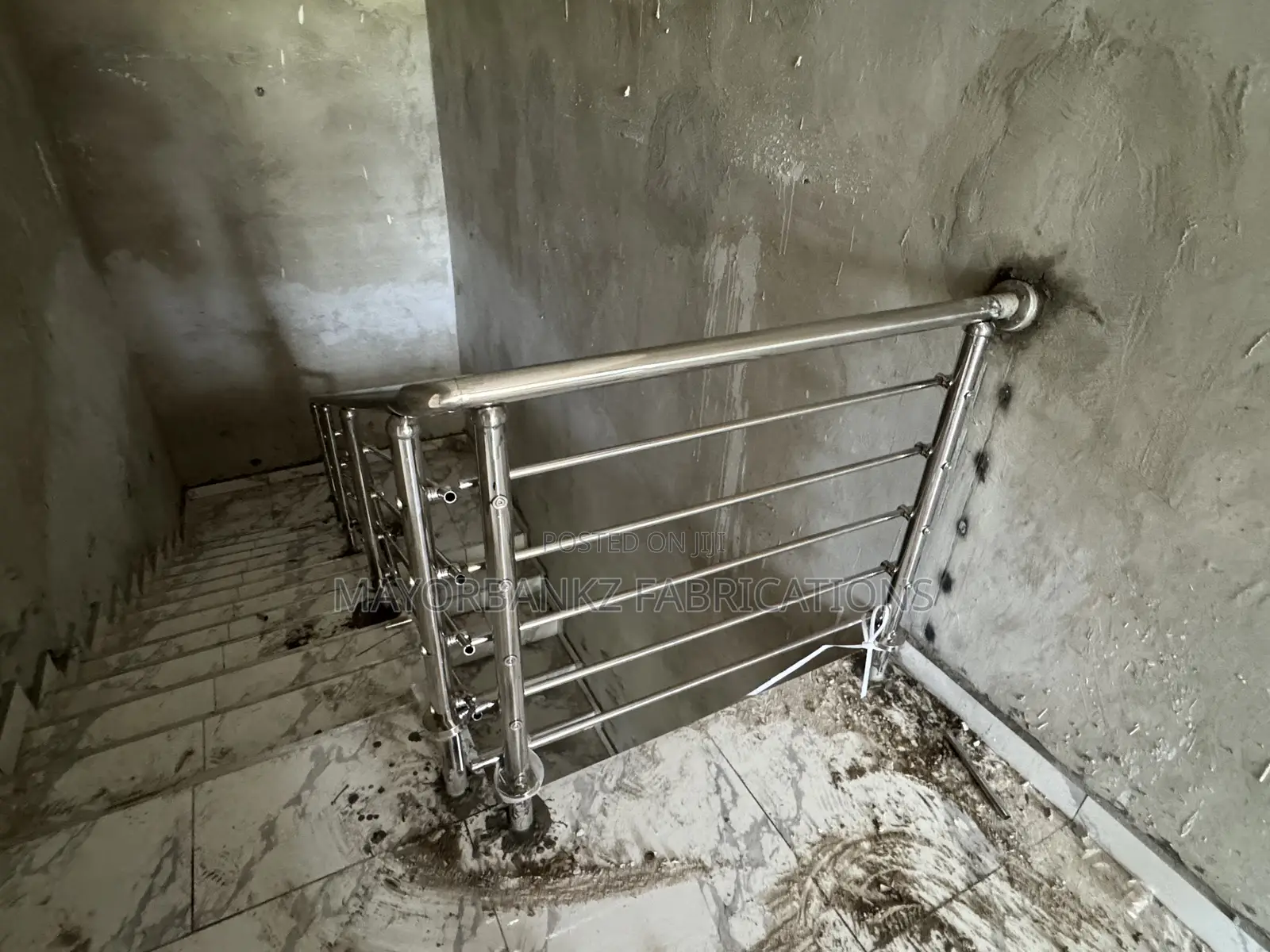 Silver Stainless Handrails With Horizontal Bracing