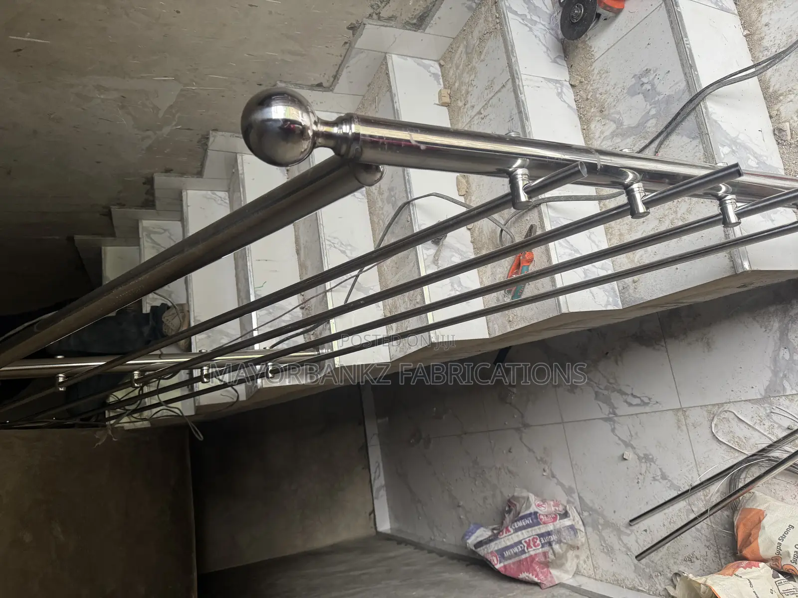 Silver Stainless Handrails With Horizontal Bracing