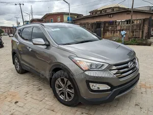 Hyundai Santa Fe 2014