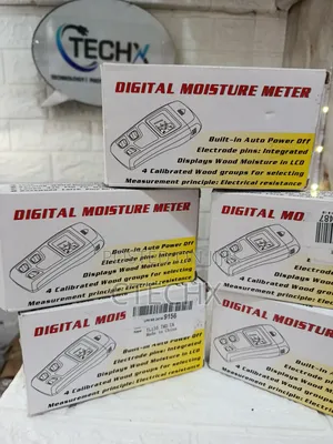 Digital Moisture Detector Meter for Wood, Building, Floor