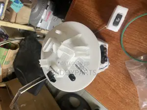 Mercedes Benz Gle 350 W166 Complete Fuel Pump