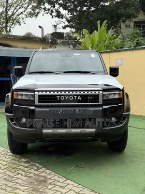 New Toyota Land Cruiser Prado 2.7 2025 Black