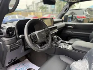New Toyota Land Cruiser Prado 2.7 2025 Black