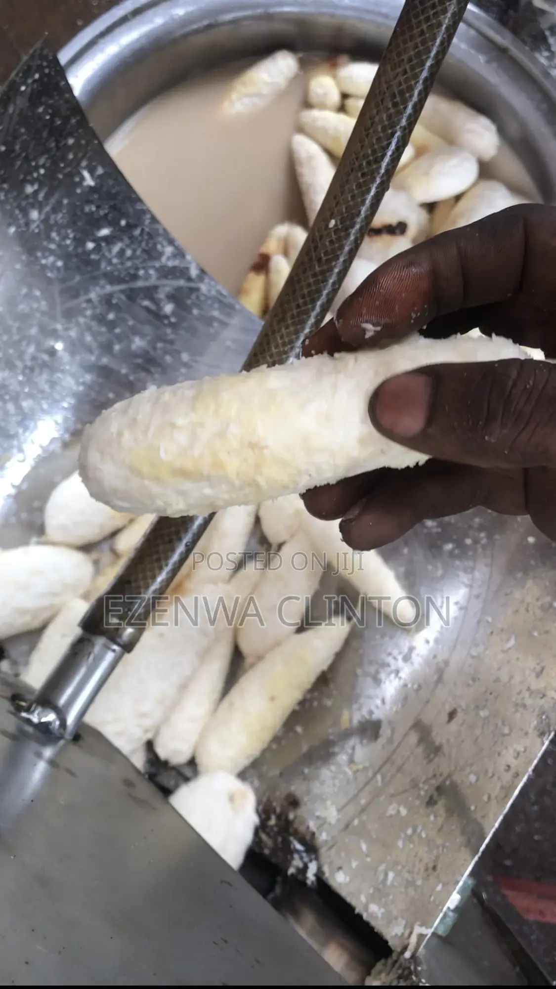 Cassava Peeling Machine