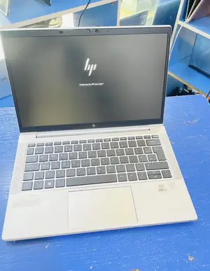 Laptop HP EliteBook 830 G7 32GB Intel Core I7 SSD 512GB