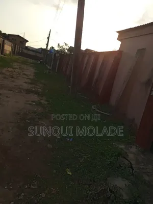 3bdrm Block of Flats in Behind Topmark, Yakoyo/Alagbole for sale
