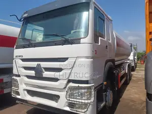 Howo Water Tanker Truck 10tires