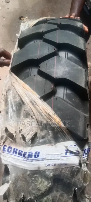 10.00 R 20 Excavator Tyre