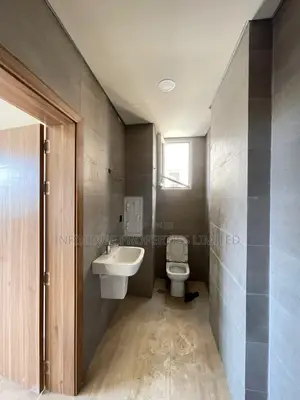3bdrm Apartment in Victoria Island for rent