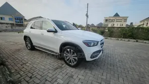 Mercedes-Benz GLE-Class 2022 White