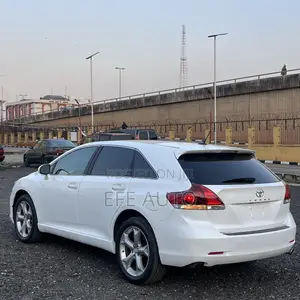 Toyota Venza 2010 White