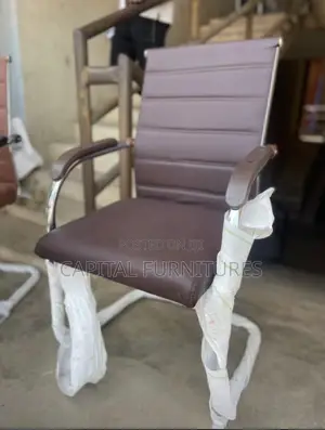 Quality Office Visitors Chair Black/Brown