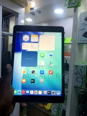 Apple iPad 10.2 (2020) 32 GB Black
