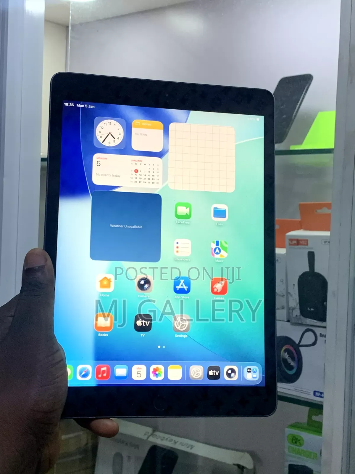 Apple iPad 10.2 (2020) 32 GB Black