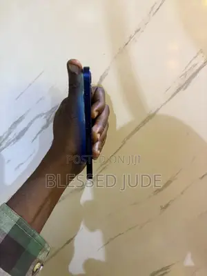 Apple iPhone 12 64 GB Blue