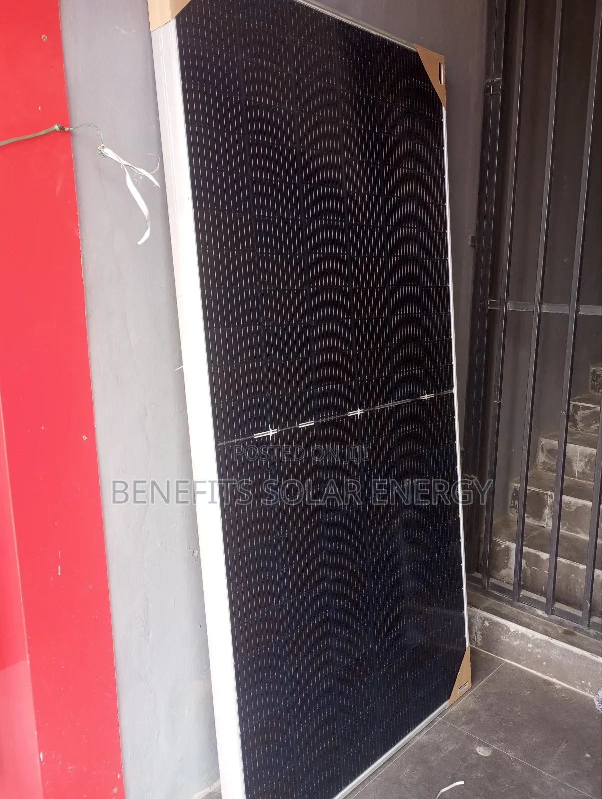 590w New Jinko Panel