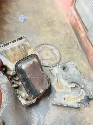 Bottom Plate or Sump , Chain Cover or Front Casing 3.6 Wrangler
