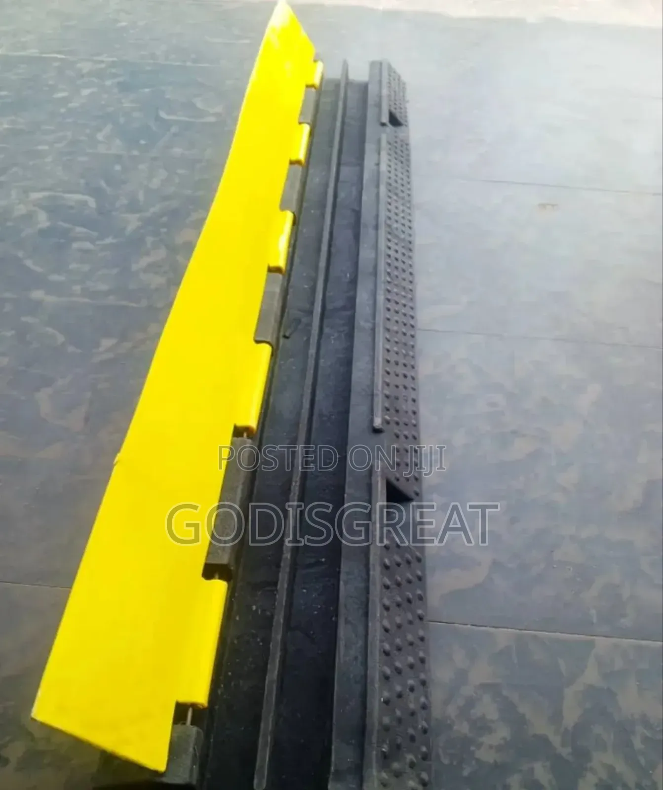 2 Chanel Cable Protector