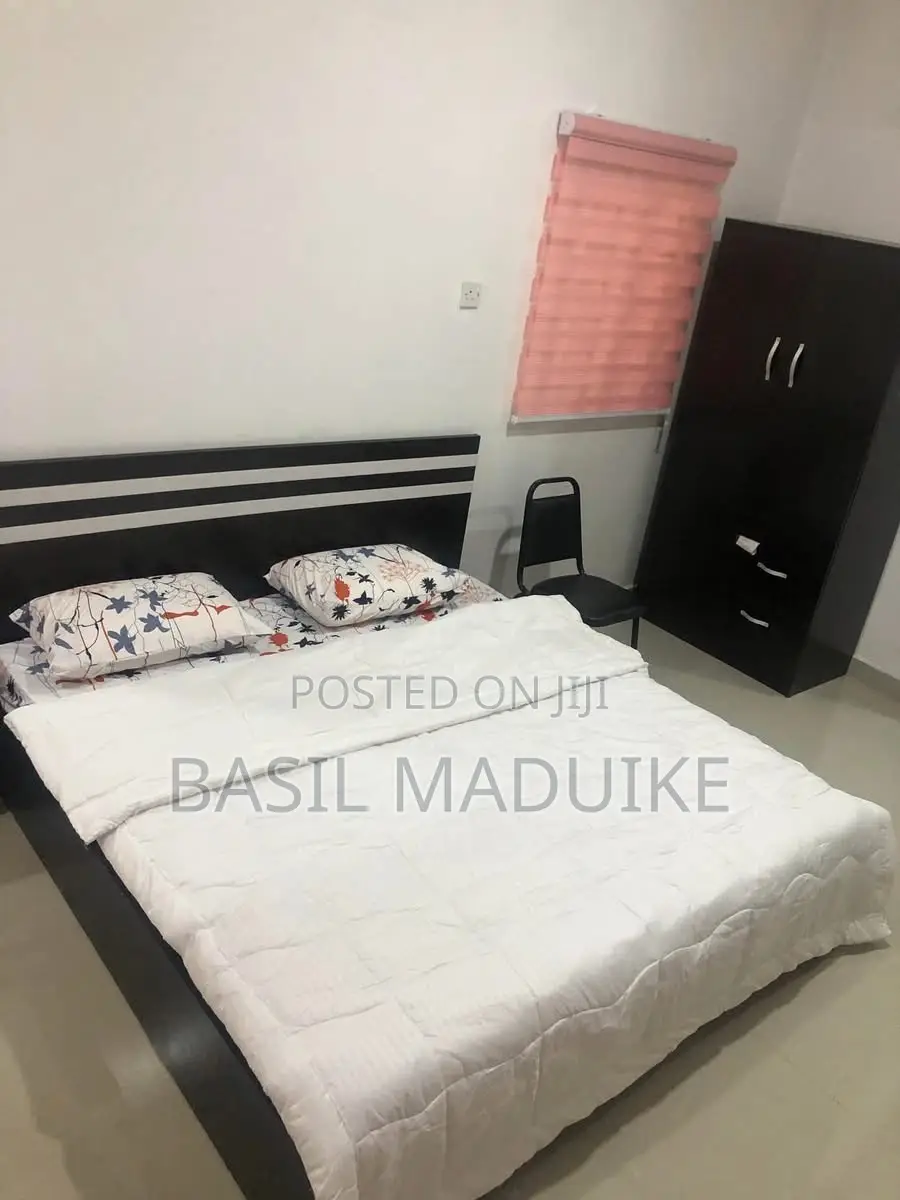 Serviced Apartment