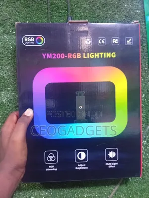 Ym200 Rgb Rechargeable Ring Light + Phone Holder