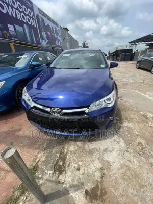 Toyota Camry SE 4dr Sedan (2.5L 4cyl 6A) 2016 Blue