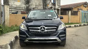 Mercedes-Benz GLE-Class GLE 350 2017 Blue