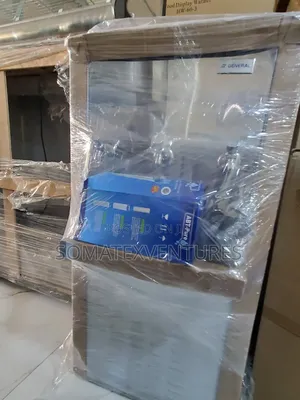 65 Gallons 3 Taps Water Cooler