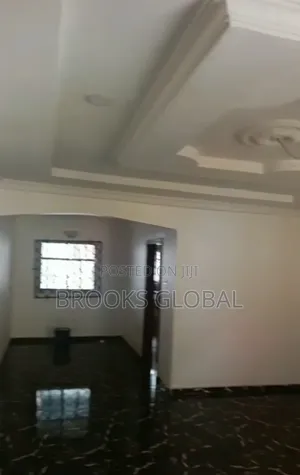 3bdrm Bungalow in Benin City for rent