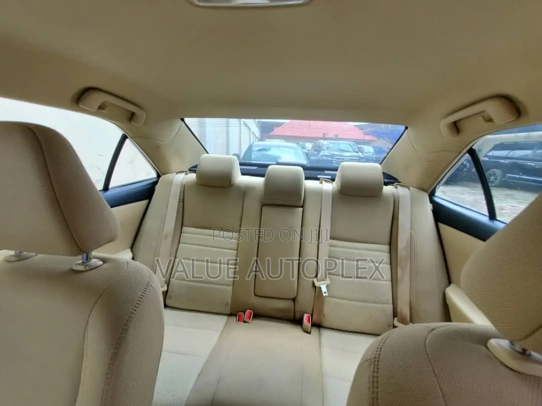 Toyota Camry 2017 Black