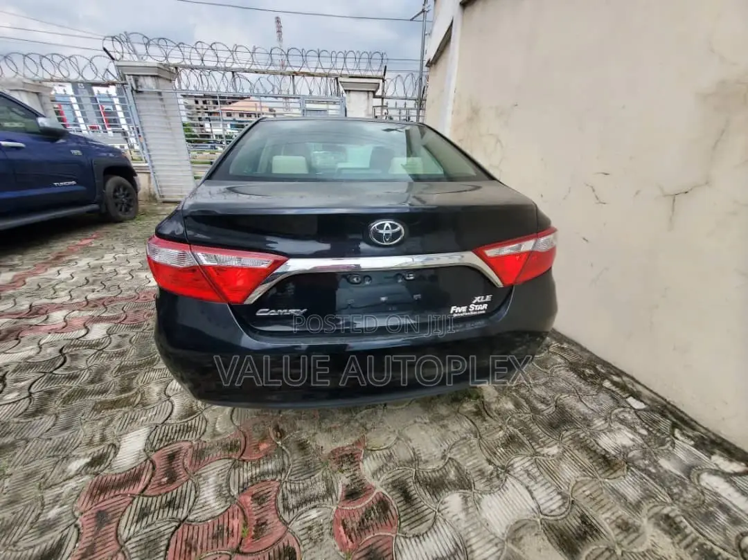 Toyota Camry 2017 Black