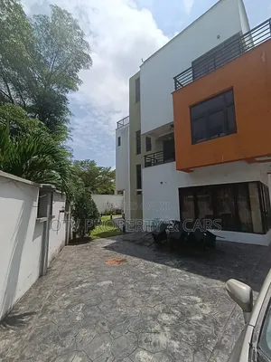 Furnished 5bdrm Duplex in Banana Island for sale